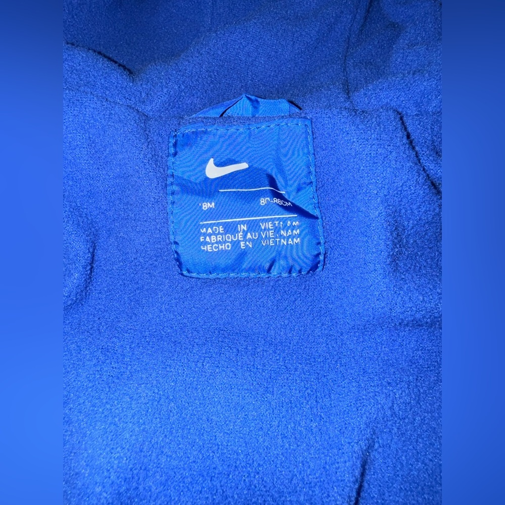 Nike puff jacket - Picture 5 of 9